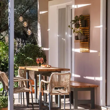 Villa Rigilis By Vintage Travel *