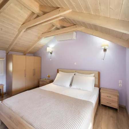 Rigilis By Vintage Travel Villa